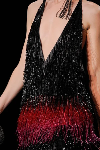 Look 11